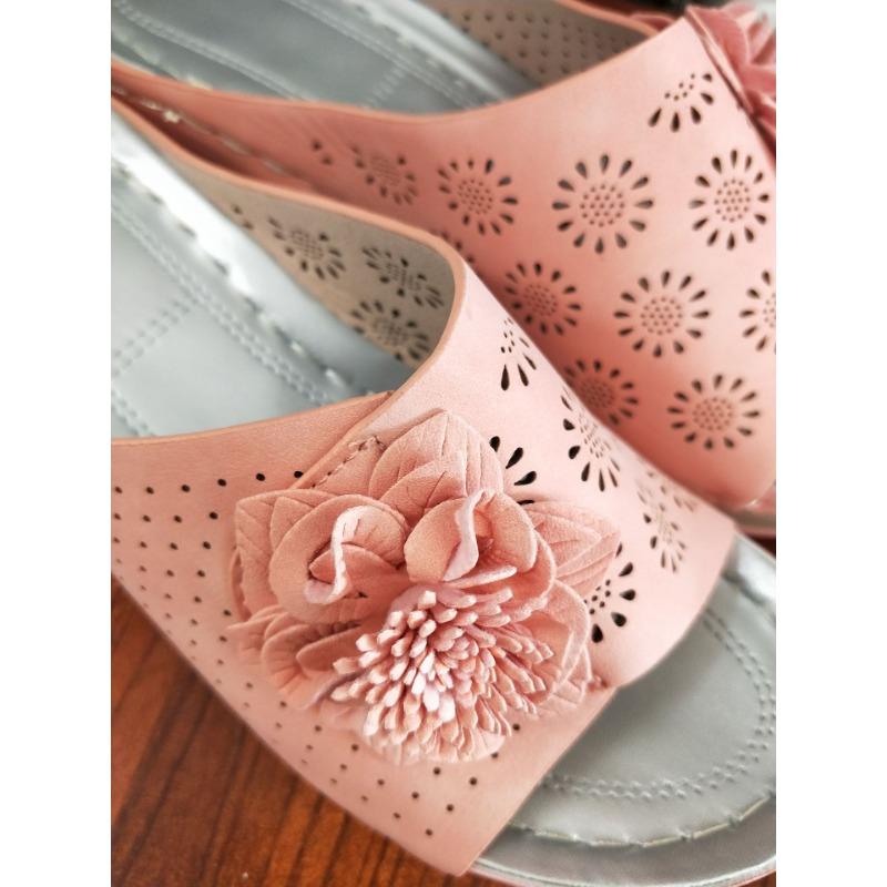 Large size slope heel slippers women's summer wish hollow flower flat bottom one word cool slippers beach women's shoes