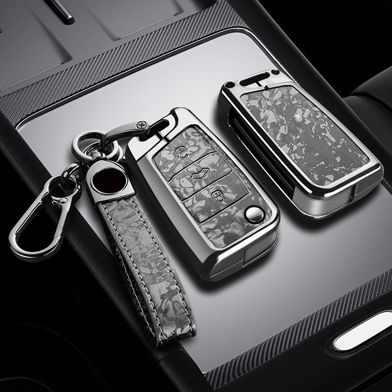 Zinc Alloy Leather Car Key Case For Volkswagen Polo Golf 7 Passat Tiguan Mk2 Beetle Ateca Caddy T5 Flap Folding Car Key Case