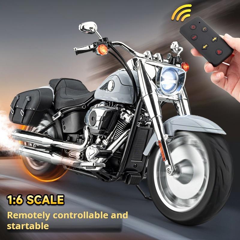 1:6 Harley Fat Boy Retro Heavy Motorcycle Diecast Alloy Simulated Remote Control Ignition & Spray Effect Toy Model Collect Light