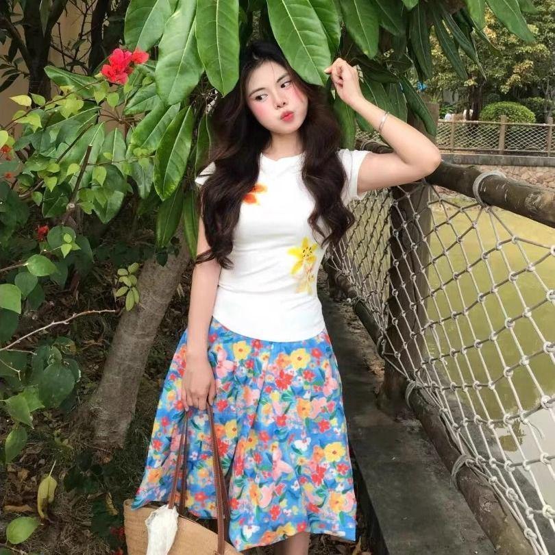 Korean Floral Print High-Waisted Midi Skirt for Women – Trendy Slimming Summer Style Small