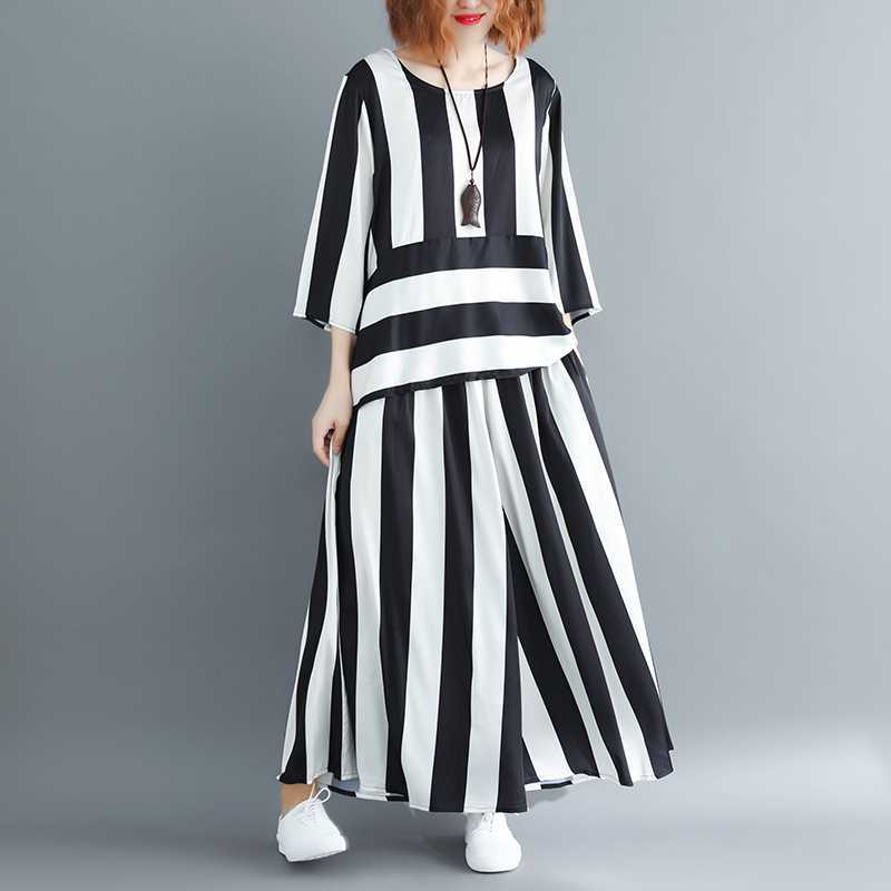 QICED Summer Artistic Irregular Striped Oversized Loose Pullover and Wide-leg Pants Set for Women