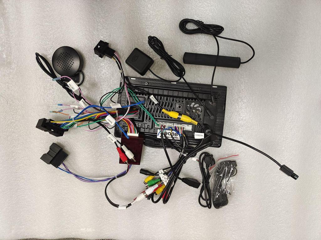 9-inch Android GPS Navigation Screen for 2013-2017 Ford Kuga Center Console