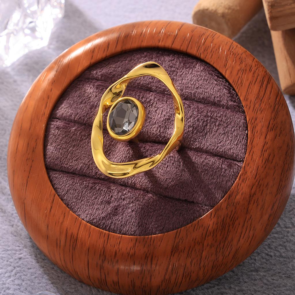 Irregular Twist Geometric Hyperbole Ring With Large Rhinestone For Women 18k Gold Plated Waterproof Women's Aesthetic Rings