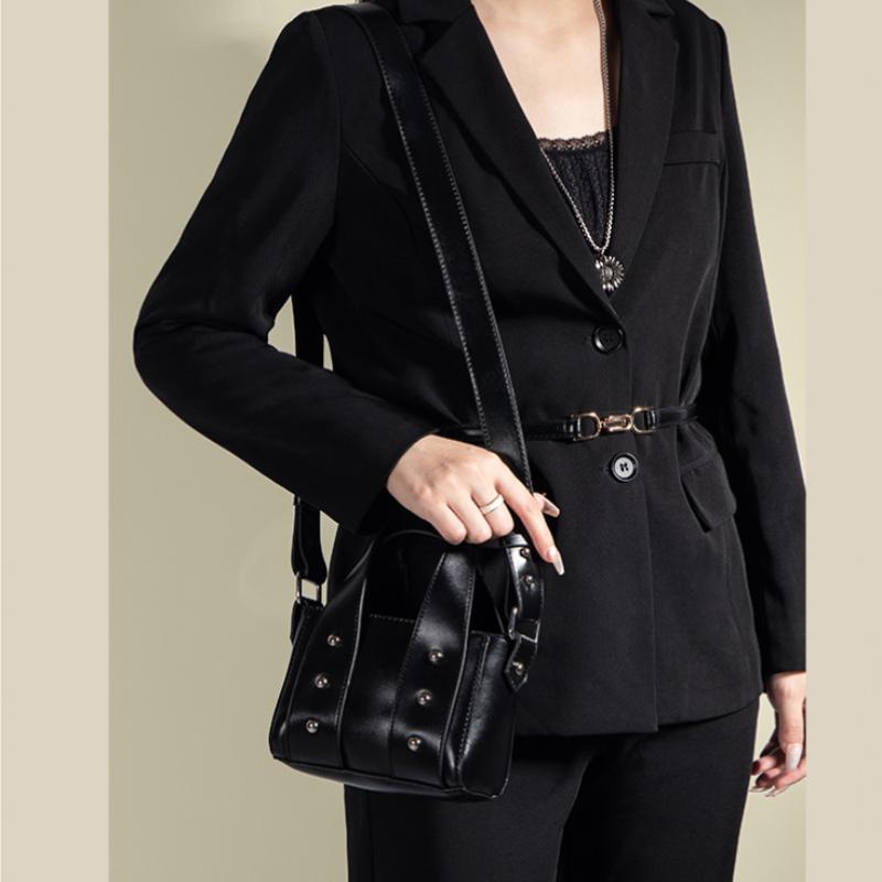 Fashion New In PU Leather Crossbody Bags For Women Casual Bucket Shoulder Bag For Commuting Mini Rivet Top Handle Bags Handbags