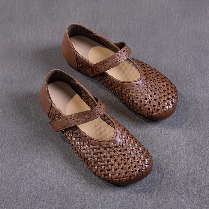 

Женские туфли-мамы из коровьей кожи первого слоя, женские 2025 лето, новые кожаные сандалии на плоской подошве с перфорацией, ретро плетеные сандалии женские 41