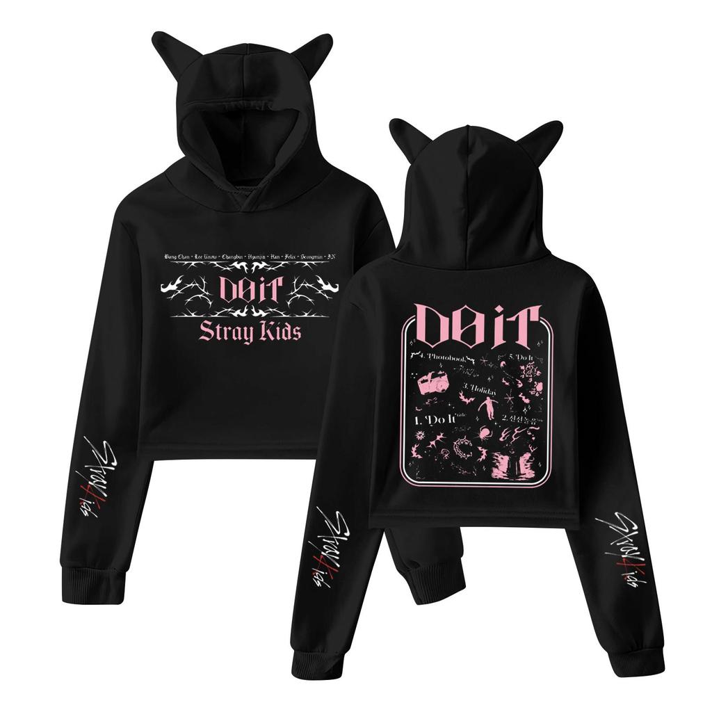 Stylish Women's Hooded Pullover Sweatshirt With Stray Kids Print, Trendy Long-sleeved Top.