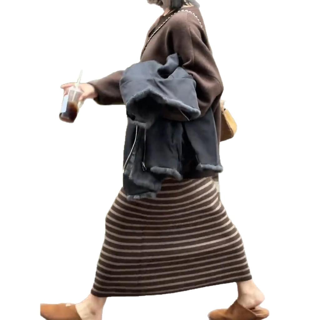 2025 Winter South Korean Retro High-End Knit Striped Mid-Length Skirt for Women