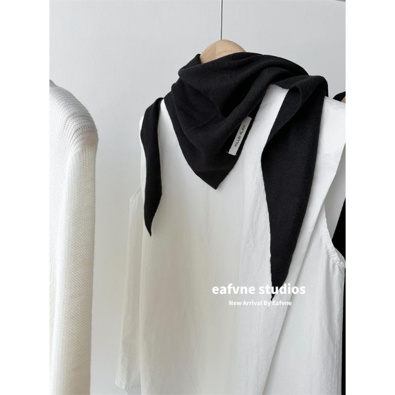 Versatile simple warm knitted triangle scarf multi-functional spring and autumn matching shawl scarf small scarf vest