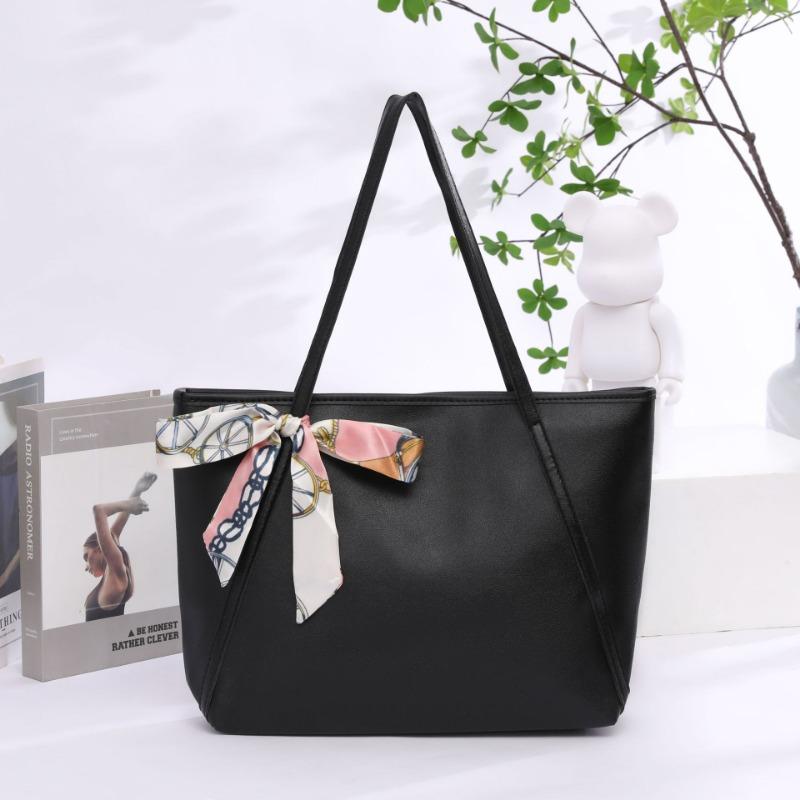 Light luxury large-capacity silk scarf tote bag, a new versatile trend printed women's bag