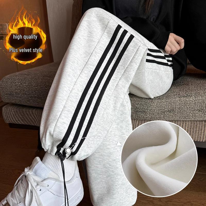 Women's High-Waist Gray & White Striped Jogger Sweatpants - Small, Casual & Loose Fit, Ideal for Autumn/Winter.