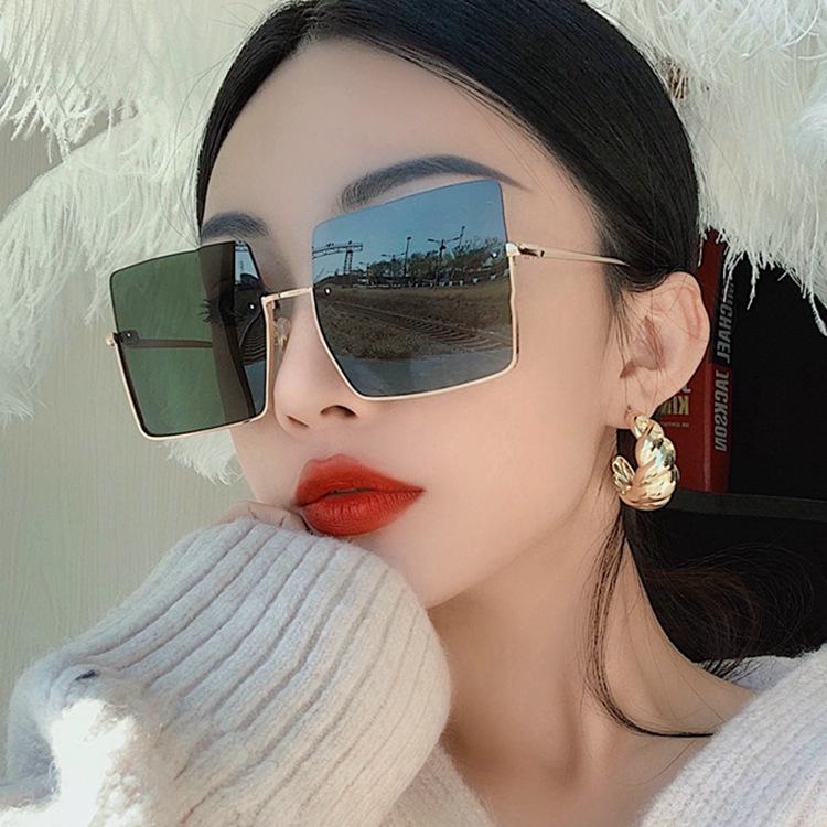 Metal Cut-Edge Semi-Rimless Oversized Square Sunglasses - 2021 Retro Style for Women's Round Faces, Celebrity-Favored.