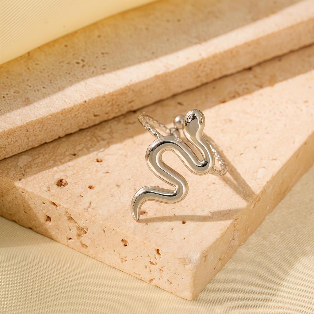 Elegant Snake-Shaped Geometric Titanium Steel Open Ring for Women – Non-Fading, Versatile Luxury Jewelry.