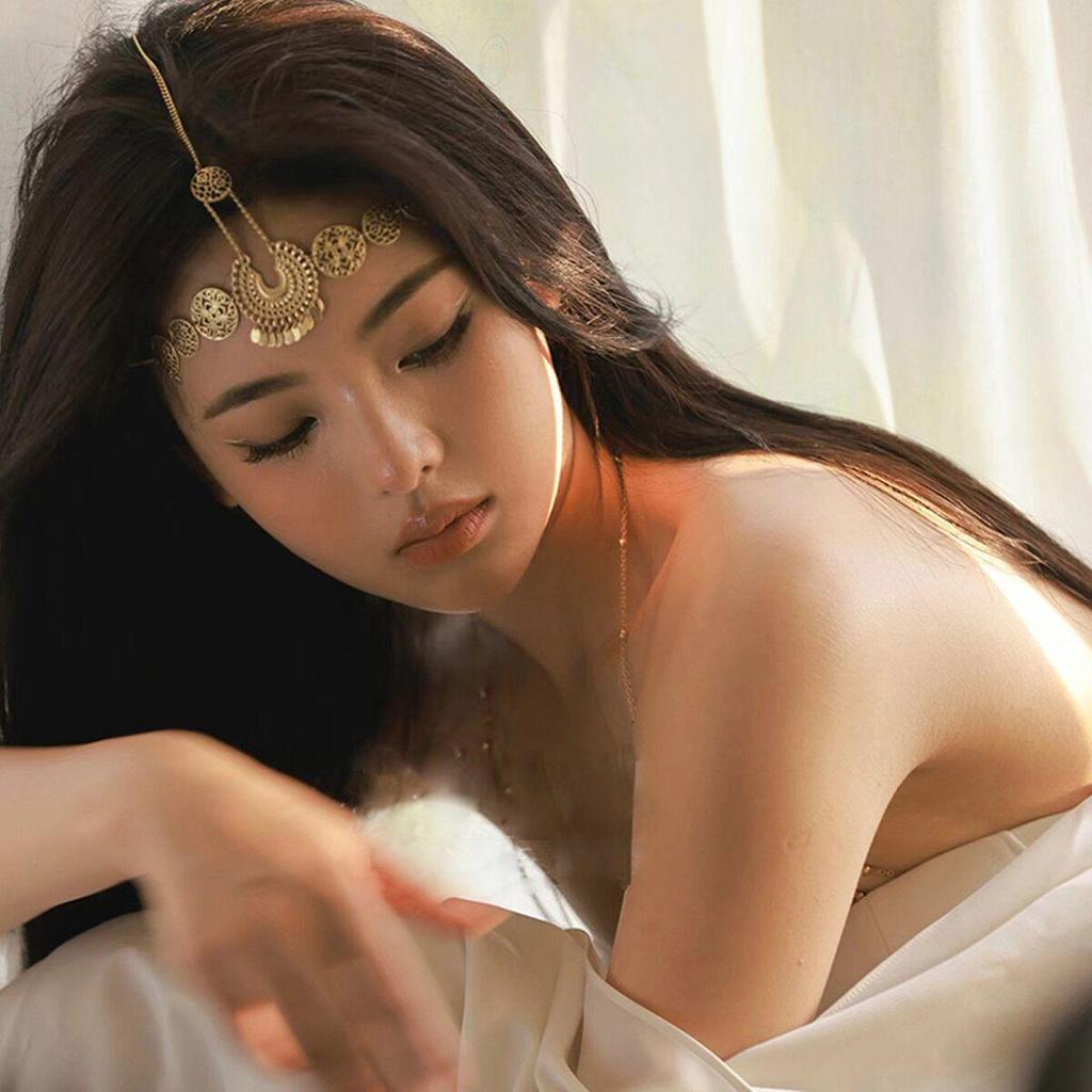 Yang Chaoyues Haarschmuck einer griechischen Göttin: Böhmischer Luxus, Hanfu-Stil, Ethnische Stirnkette.