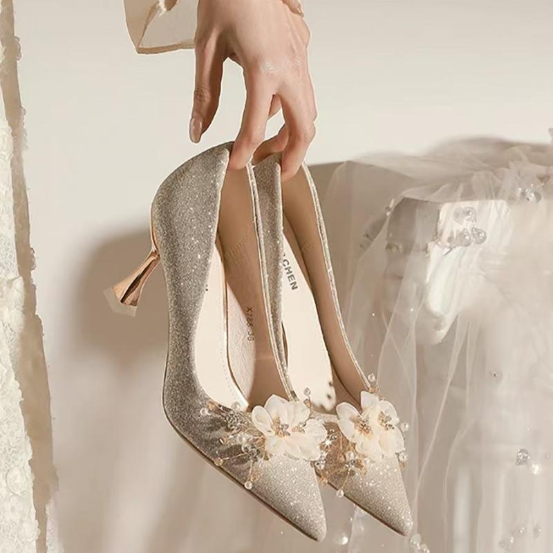 

Fashion Women s Thin Heel Shoes Fall New Pointy Head Shallow Mouth Glitter Flower Anti-slip Wear-resistant High Heels 34
