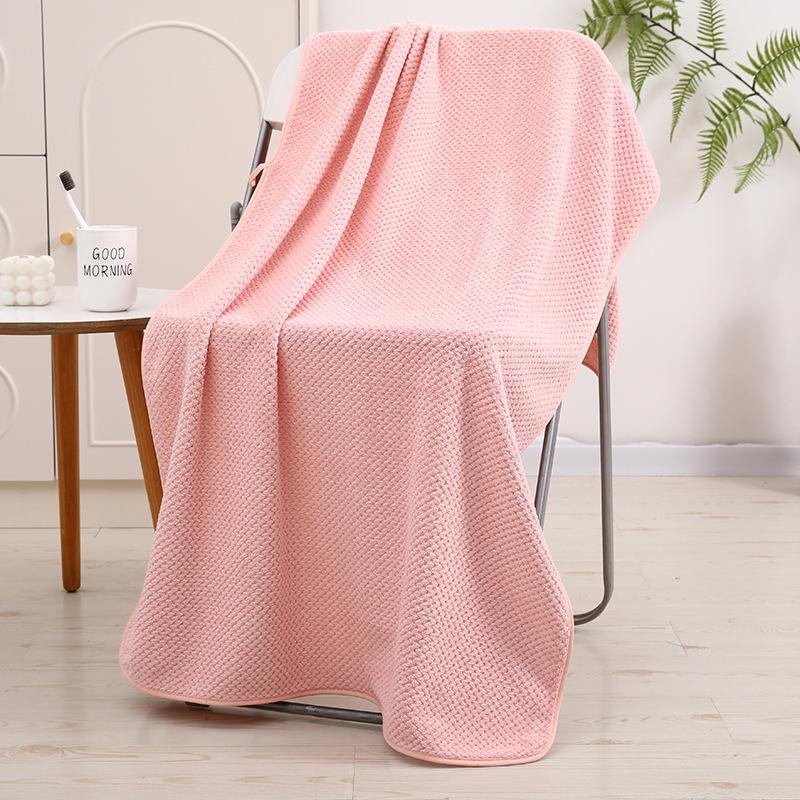 Quick-Dry Coral Fleece Bath Towel - Soft, Absorbent, Thickened for Home & Beach