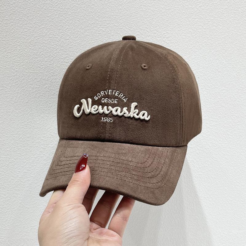 

Регулируемая бейсболка с вышитой буквой B - легкая, дышащая полиэстеровая солнцезащитная шляпа для занятий спортом на открытом воздухе, вышивка, буква, бейсболка adjustable темно-коричневого