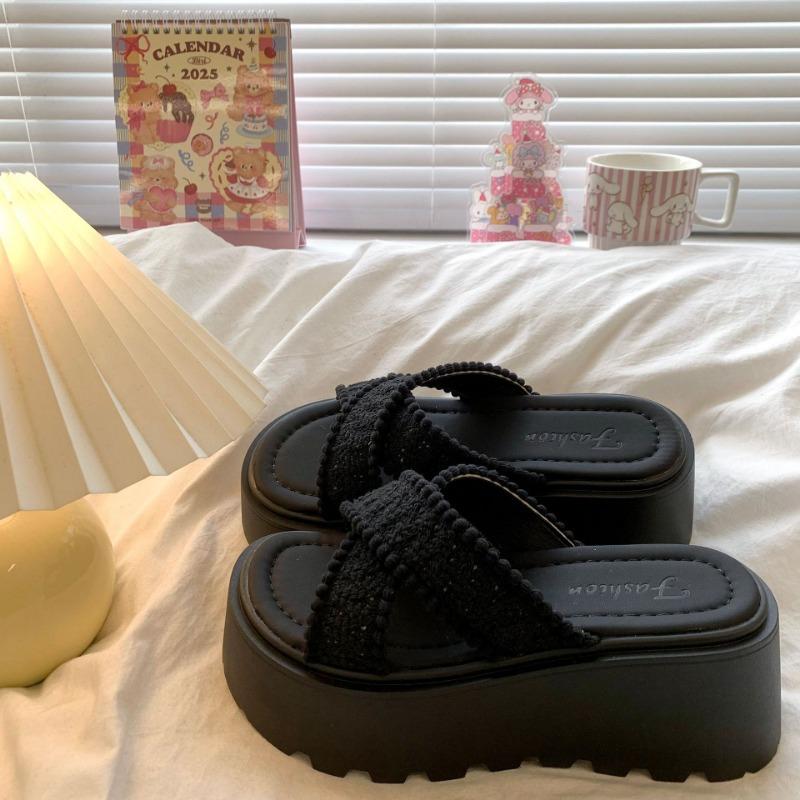 Muffin thick-soled heightened cross-strapped cool slippers women's summer wear casual design Bohemian beach sandals