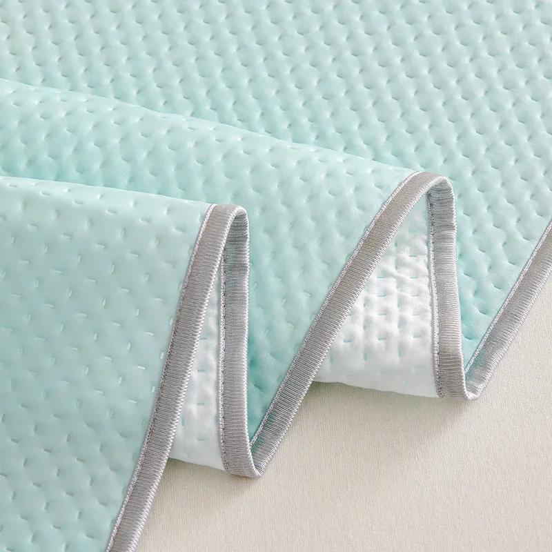 Kühles Gefühl Seide Minze Wassermolekül Kühlmatte Sommer Kühl Bettbezug Antibakteriell Atmungsaktiv Spannbettlaken(Mit Kissenbezug)