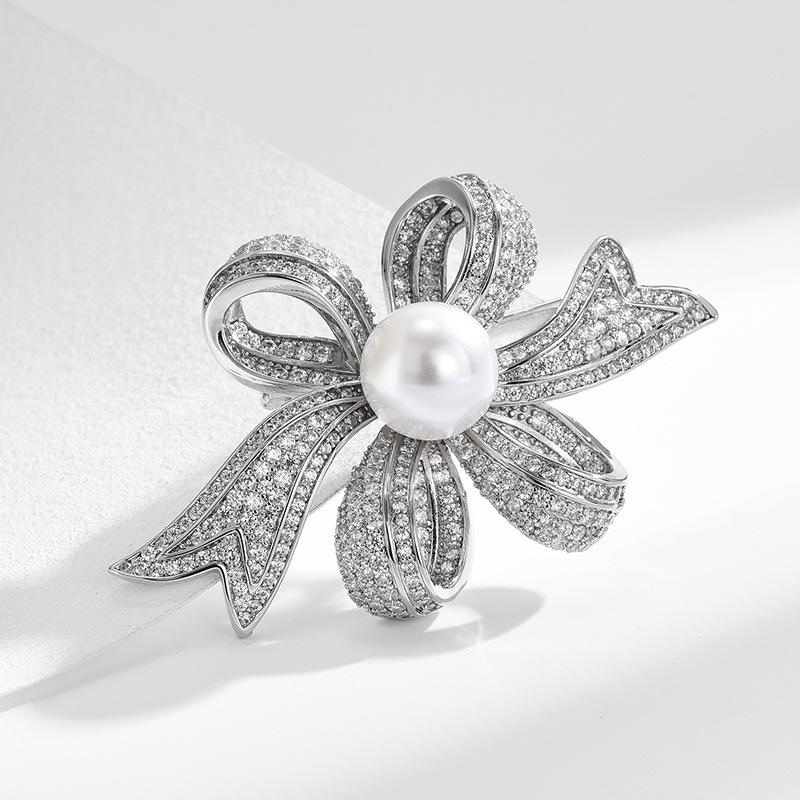 Full Diamond Bow Brooch, Elegant and Feminine Pearl Brooch, Light Luxury and High-end Design Sense Brooch