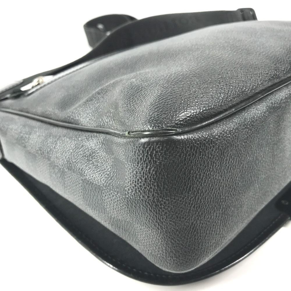 Louis Vuitton N58029  Damier Graphite Daniel MM Messenger Bag Shoulder Bag