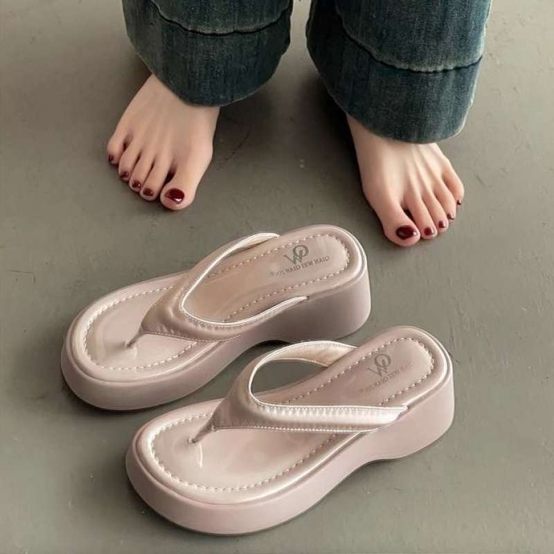 Lazy Wind Slippers Wear Women's Summer Heightening Flip-flops Thick Bottom 2025 New Fashion Versatile Toe Cool Slippers