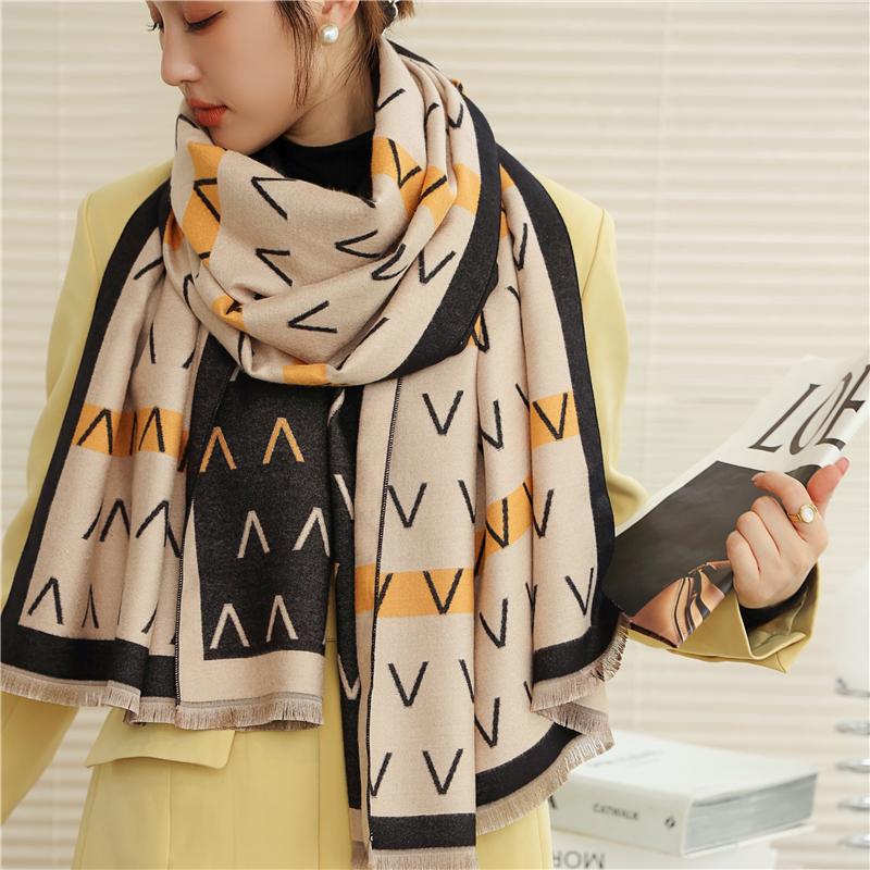 Luxusní kašmírový šátek Zimní Dámské Šály Pašmína Teplá Deka Zábaly Dámská šátek Foulard Bandana Značka Silný potisk šátky