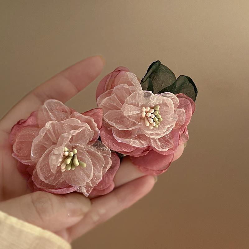 Eugen yarn temperament petal earrings ethnic style fashion retro stud earrings simple and versatile vacation style earrings women