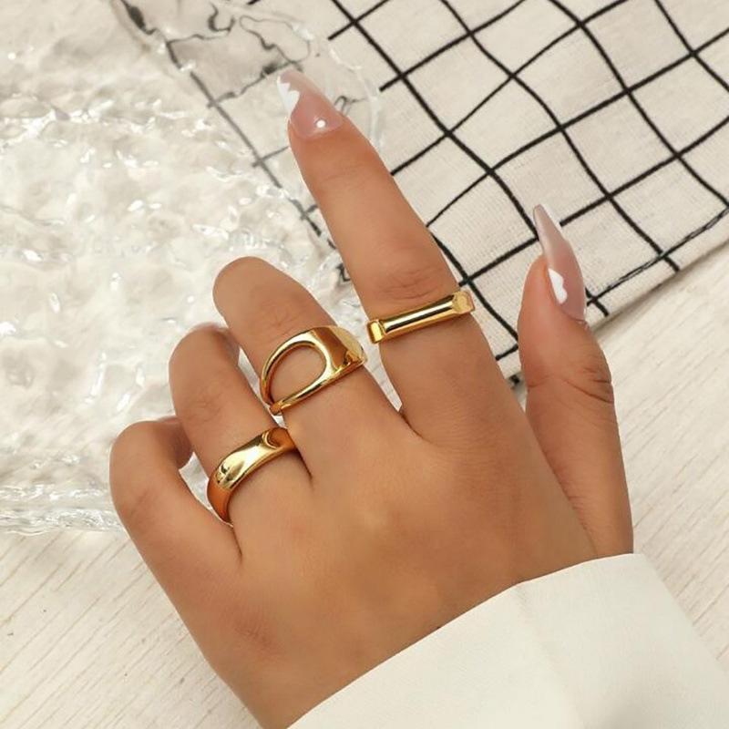 

Korean Style Geometric Adjustable Hollow Rings for Women - Simple Semi-Circular Design золотой