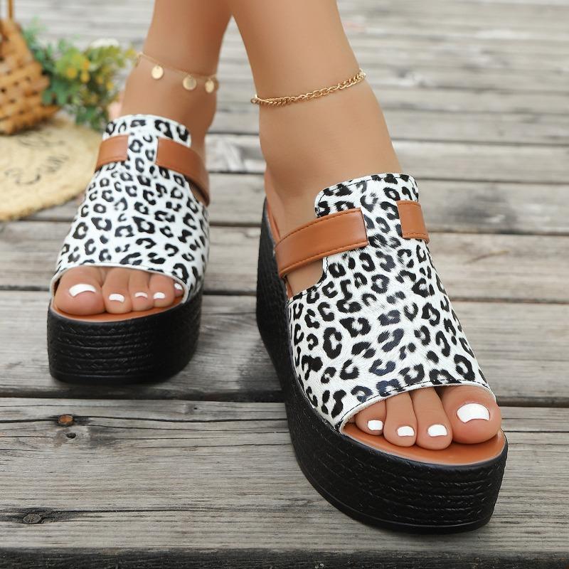 Summer 2025 New Plus-size European and American Style Leopard Print Wedge Heels Thick-soled Fashionable Flip-flops for Women