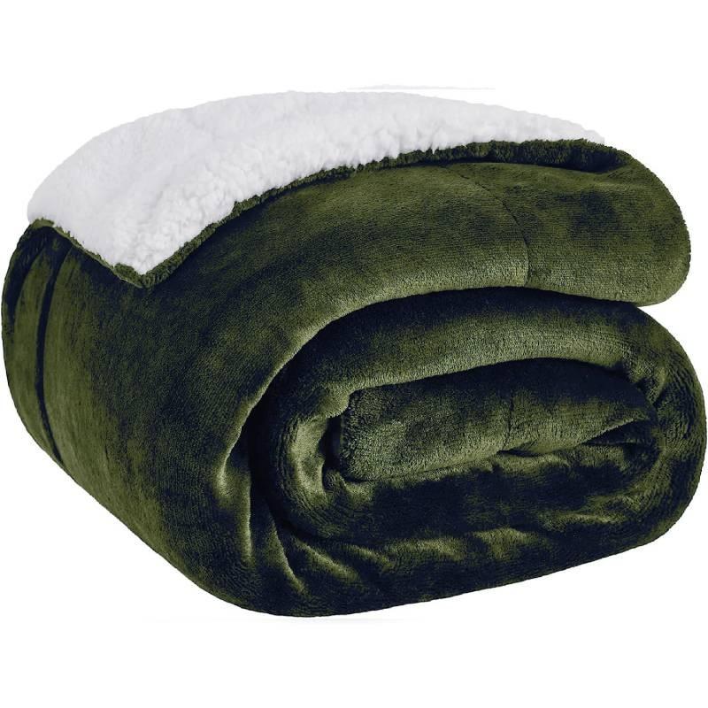 Solid Thick Color Polyester Plush Blanket With Double Layer Warmth For Use Sleep