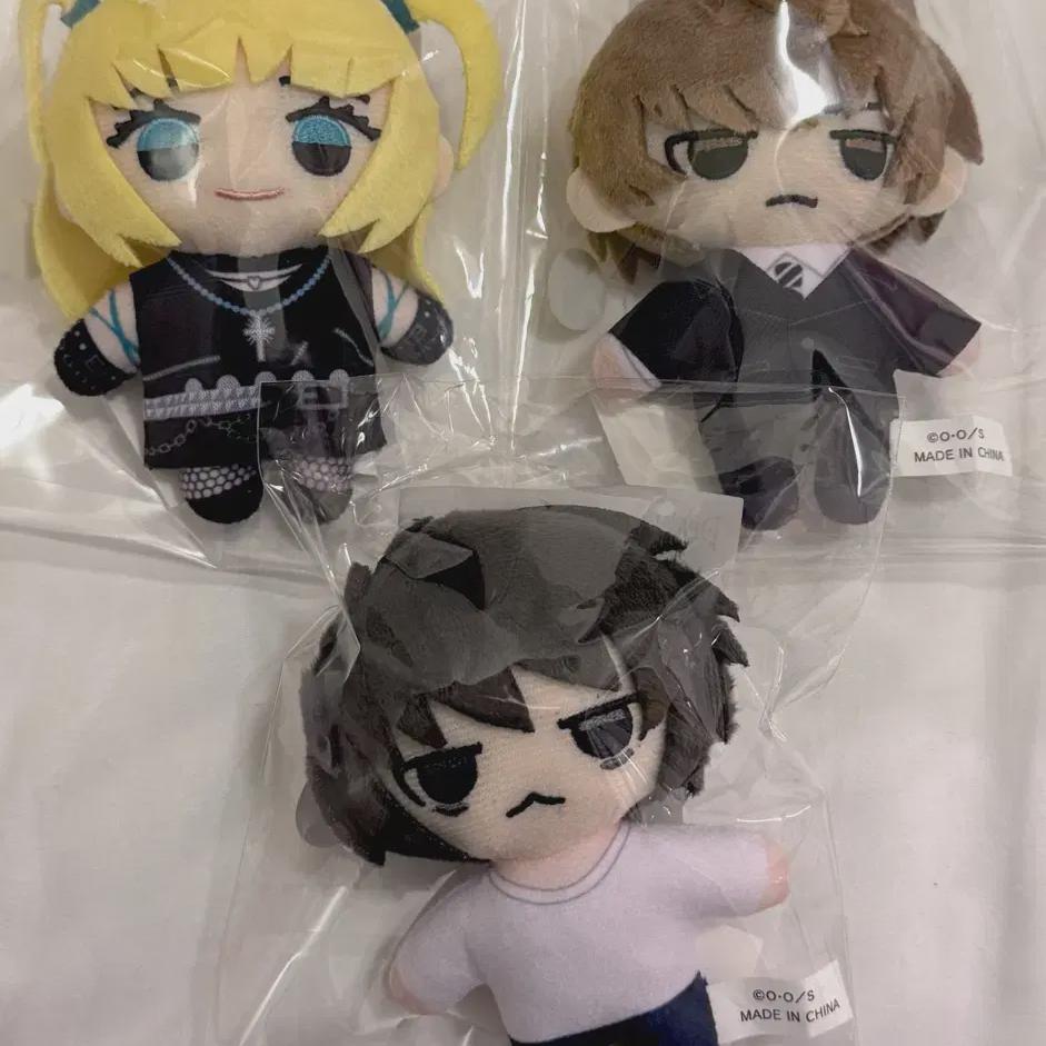 

Death Note Original Picture Exhibition: Elmisa Nui Gurumi Doll