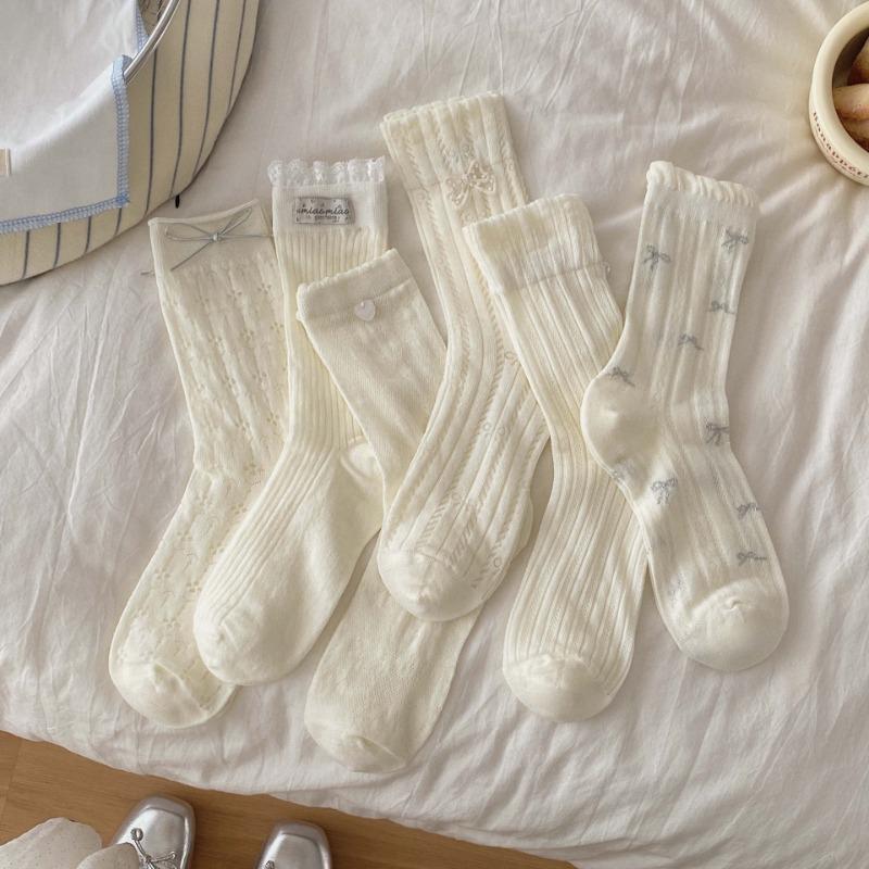 Female Spring and Summer Thin Hollow Lingge Floral College Wind Tube Stack Socks