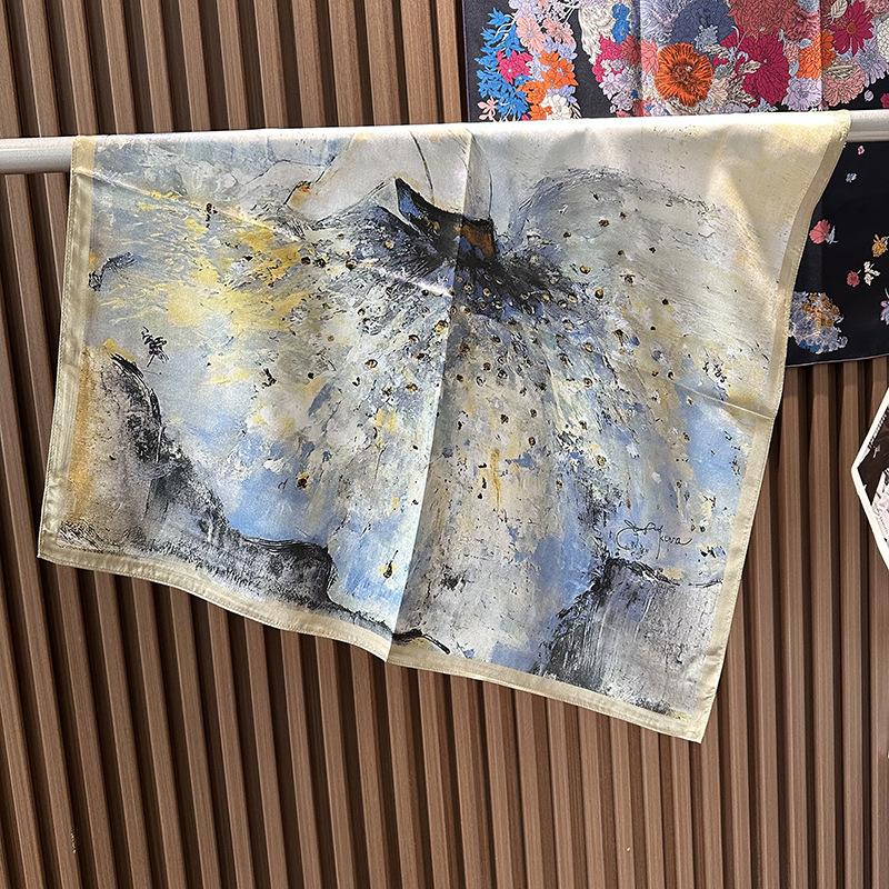 Silk silk scarf women's black Sigongge versatile 71cm square scarf high-end scarf small scarf summer retro