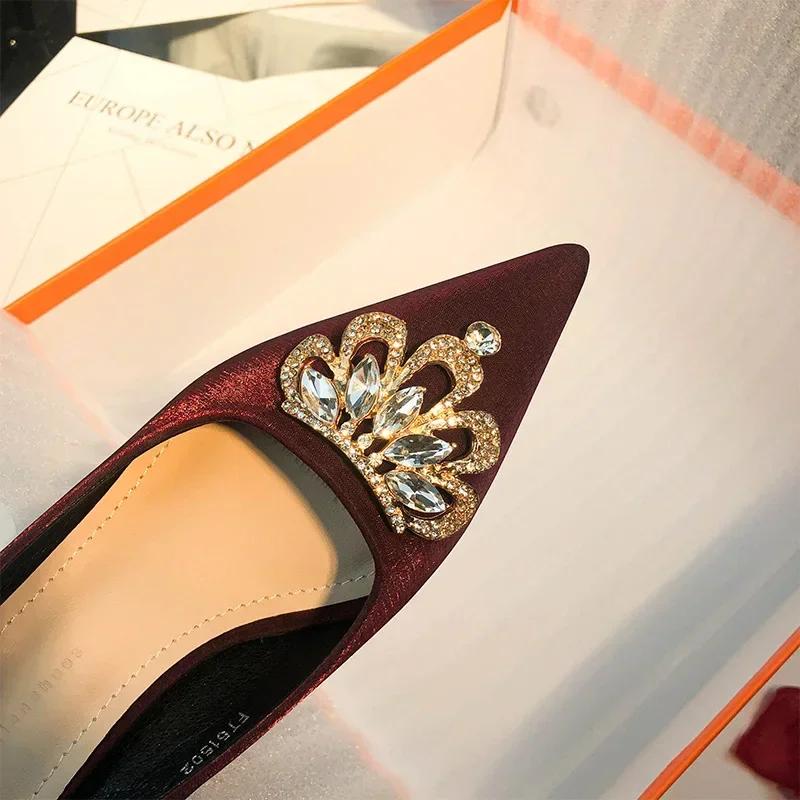Fashion Women's High Heels Luxurious Crystal Crown Decorated Stiletto Wedding Party Shoes Bombas De Mujeres 2025 New Women Single Shoes