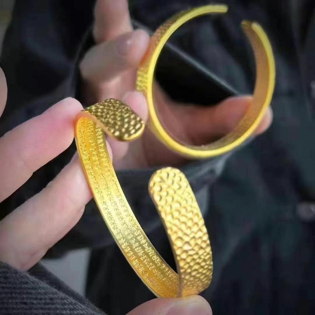 Jewelry Hammer Pattern Heart Sutra Opening Women's Solid Bracelet Light Luxury High-end Bracelet