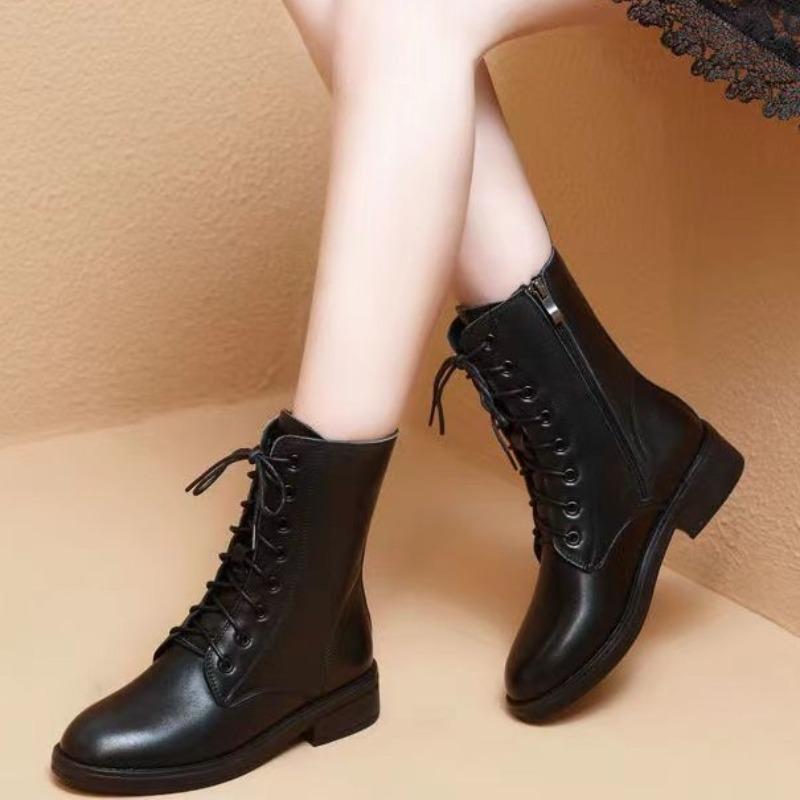 Soft leather fashion boots women's boots autumn and winter velvet new low-heeled fashion boots flat-bottomed short boots women