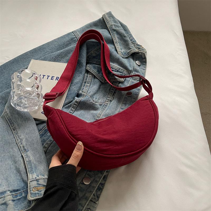 2025 New Xiaohongshu Nylon Dumpling Bag Student Shoulder Bag Cloth Bag Factory Source Women's Crossbody Bag