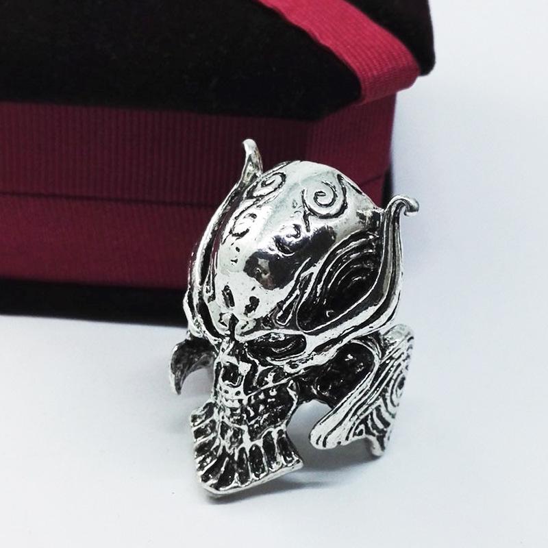 Pánský prsten z nerezové oceli s lebkou vlka a válečnou helmou