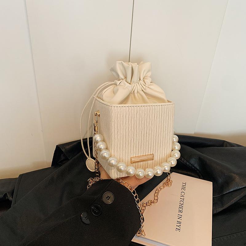 Casual simple messenger bag simple portable women's bag summer small bag new casual and beautiful bucket bag