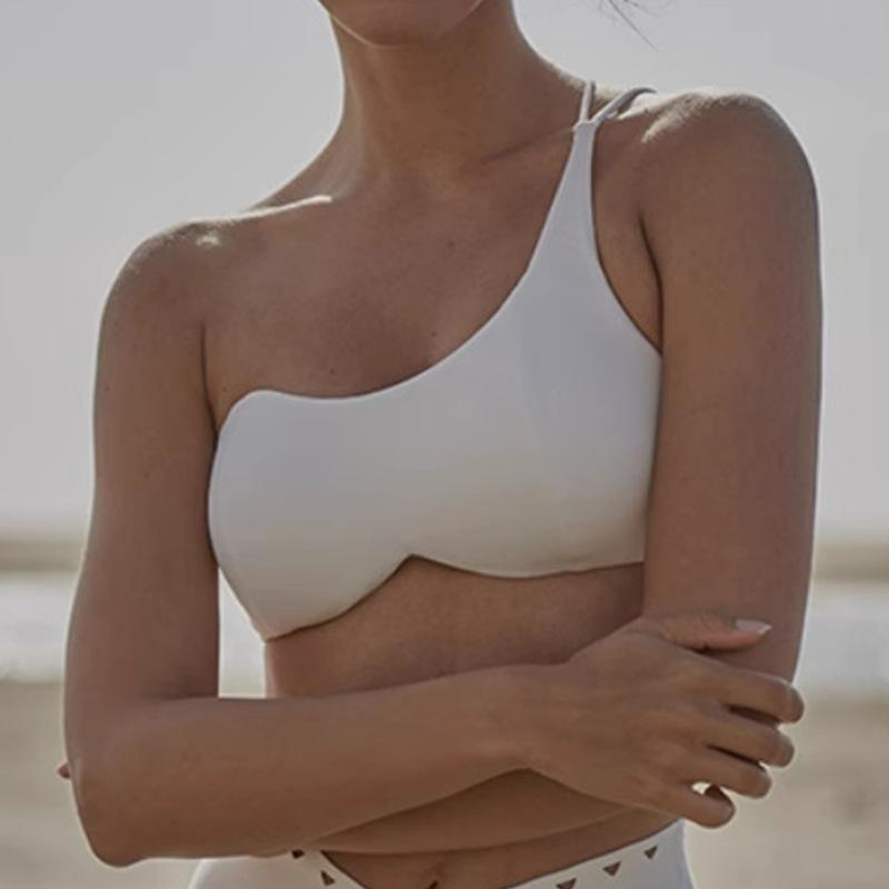 Asymmetrical Back Fitness Tops: Breathable, Comfortable Yoga Vests for Women - Perfect for Outdoor Sports and Running.