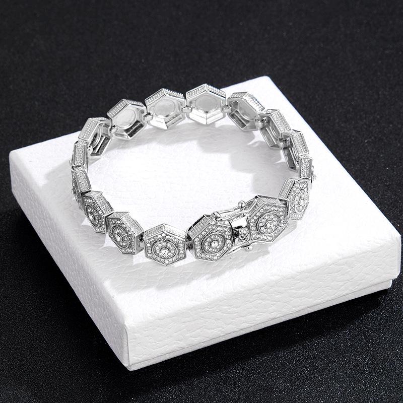 European & American Hip Hop 3D Geometric Rock Candy Chain Necklace for Street Dancers