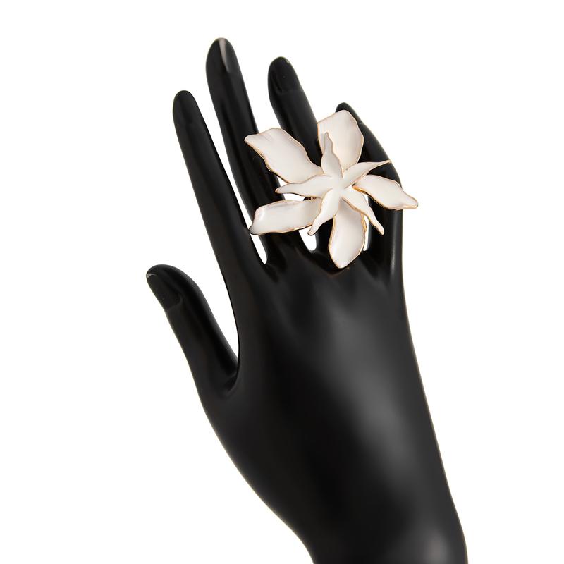 Vintage Drop Oil Petal Opening Ring for Women Exaggerate Imitation Pearl Metal Flower Adjustable Ring Fashion Wedding Zircon