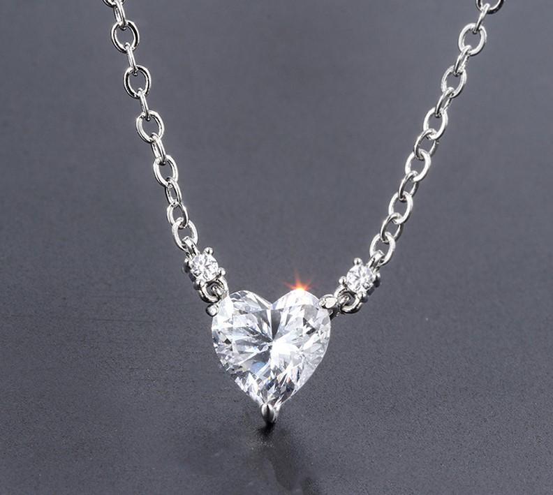 Jewelry High Carbon Diamond Simulation Diamond Heart Pendant Heart Earrings Jewelry Women'S Suit