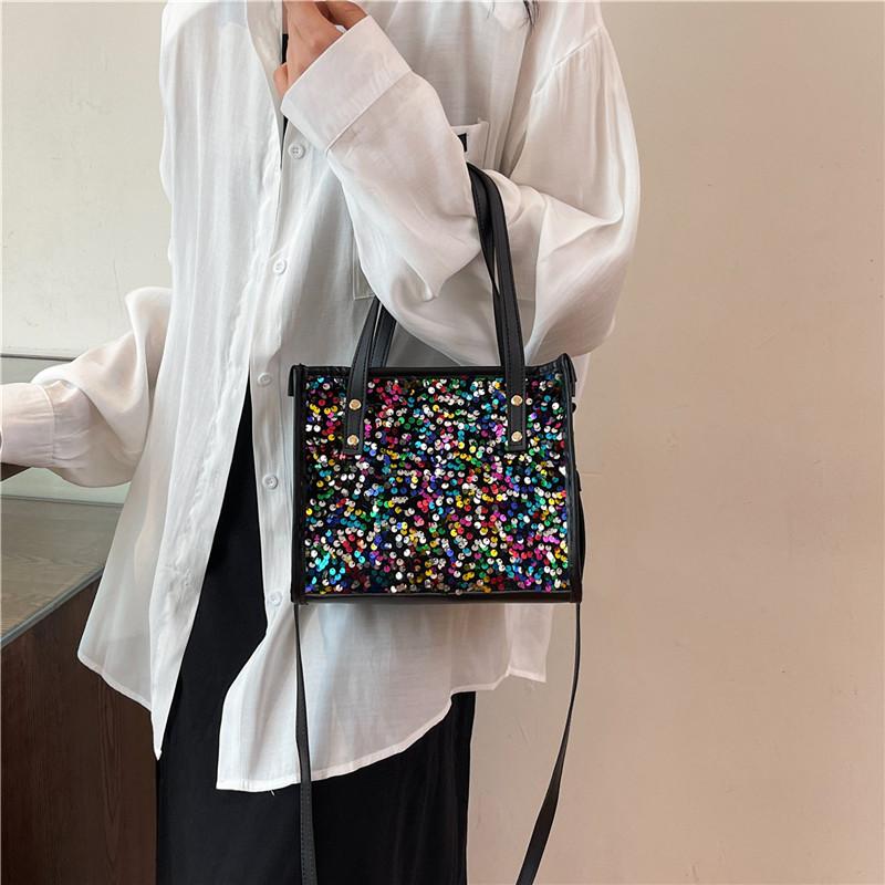 

Модная сумка через плечо с пайетками из искусственной кожи, блестящая сумка, большая вместимость, повседневная сумка через плечо, сумка-портфель для женщин разноцветный