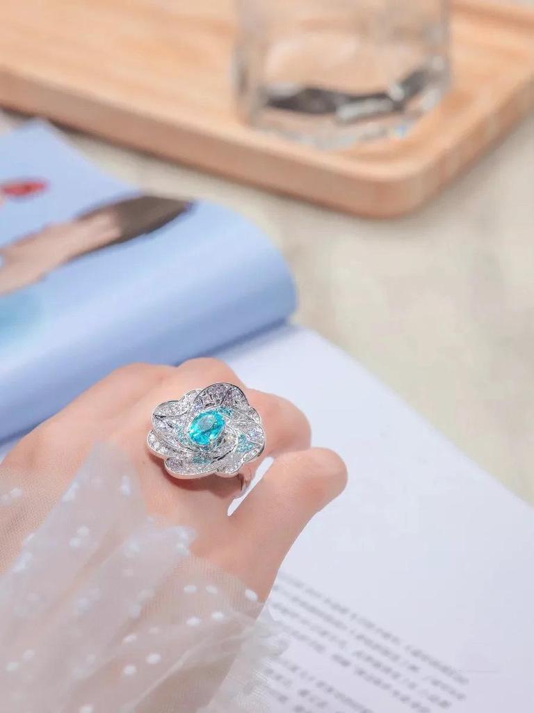 Indifferent Style Niche Design Light Luxury Paraiba Gemstone Blue Crystal Open Index Finger Ring for Women