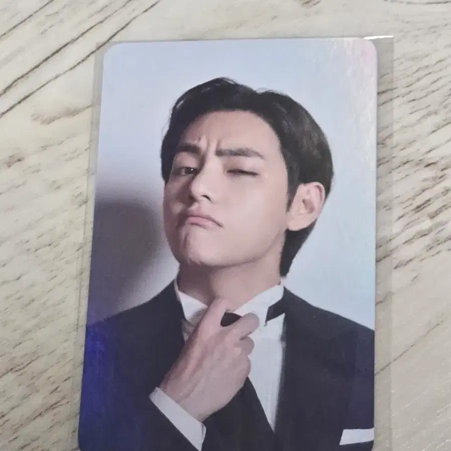 BTS 2021 Taehyung (V) THE FACT SPECIAL EDITION THE FACT China Random Photocard 110,000
