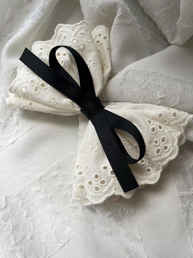 Lace, hollowed-out flower-shaped bow hair clip, women's back of the head hair clip, elegant and simple hair accessory