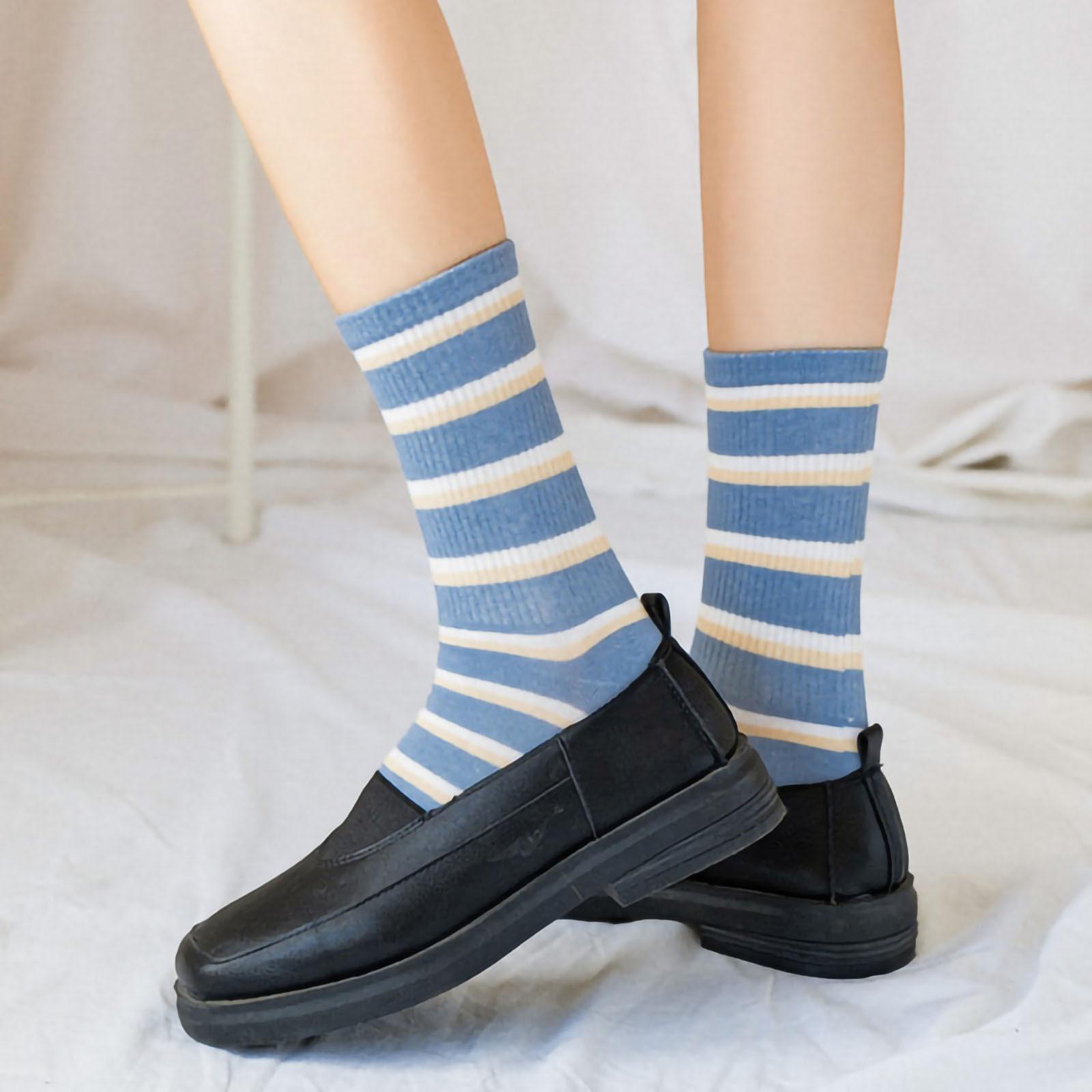

Women s And Winter Striped Blue Plaid Sports Socks Average Size синій