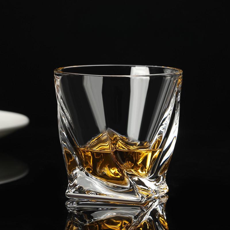 

Креативный стакан для виски для мужчин и женщин в барах, корейский, европейский, толстый хрустальный стакан для питьевой воды, сока, алкоголя, набор стаканов 1pcs