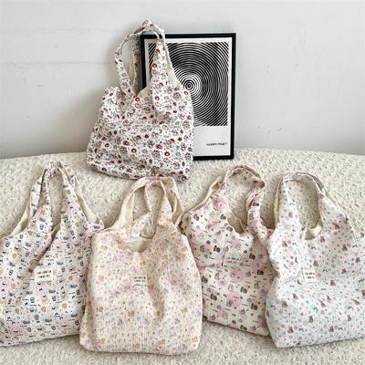 41 Sweet Embossed Cat Large Capacity Vest Bag One Shoulder Handbag Daily Casual Student Underarm Bag